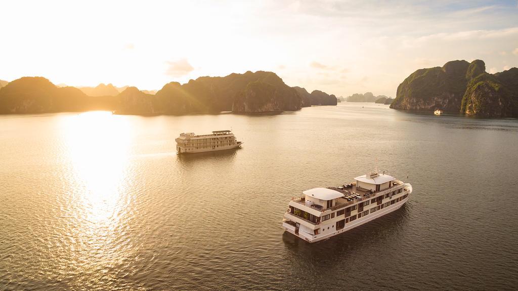La Vela Premium Cruise - Managed By Paradise Cruises Ха Лонг Екстериор снимка