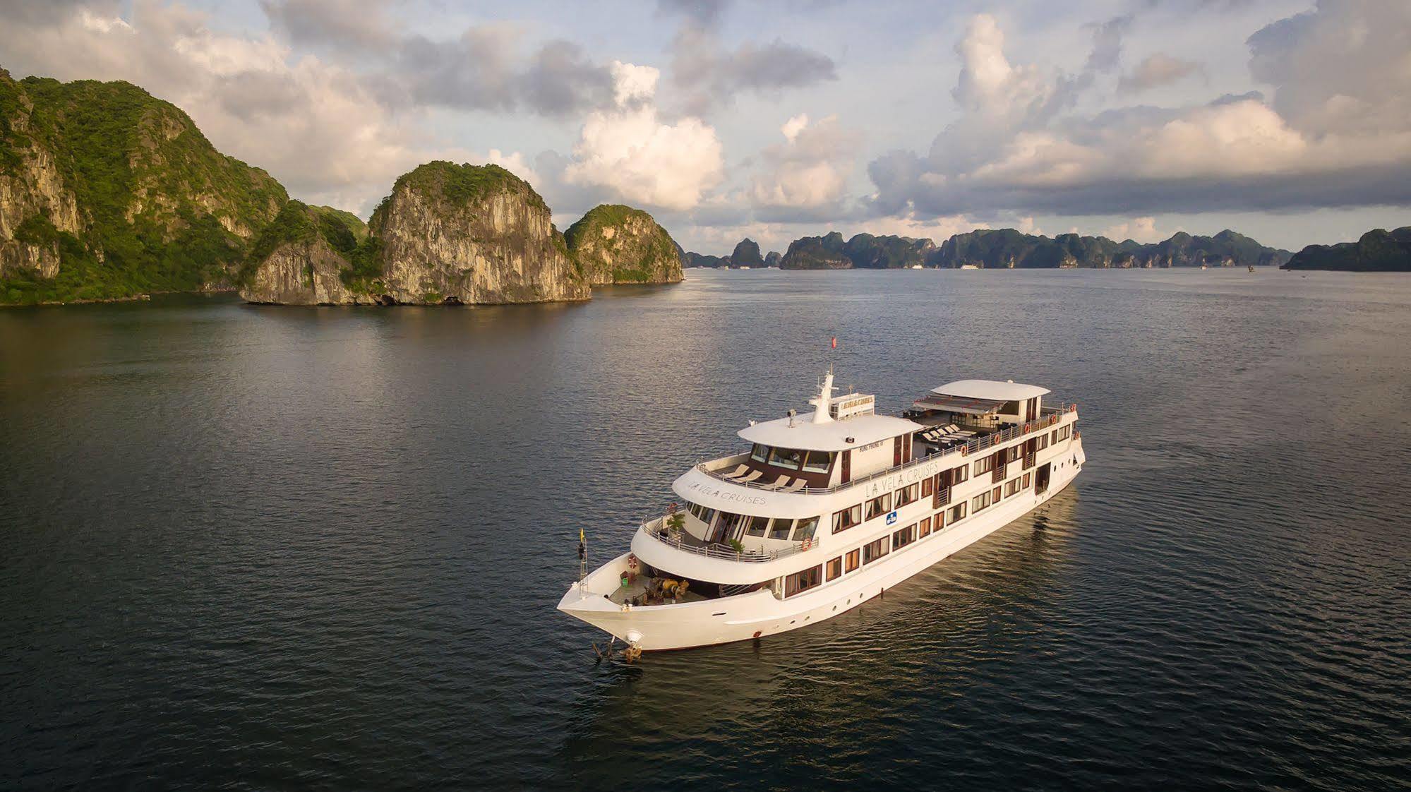 La Vela Premium Cruise - Managed By Paradise Cruises Ха Лонг Екстериор снимка